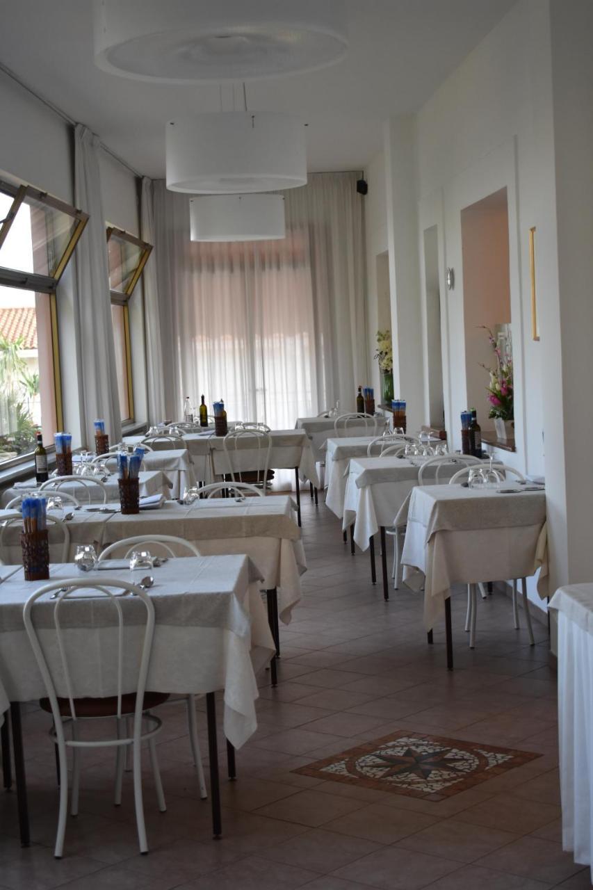 Hotel Garden Andora Exterior photo