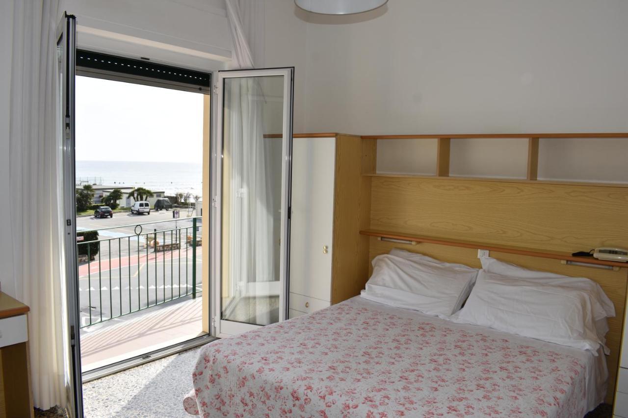 Hotel Garden Andora Exterior photo