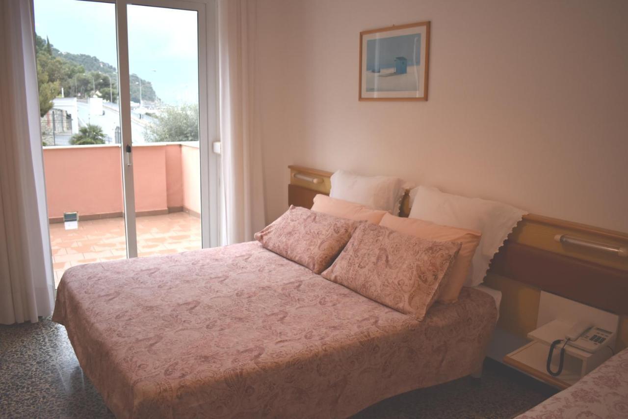 Hotel Garden Andora Exterior photo